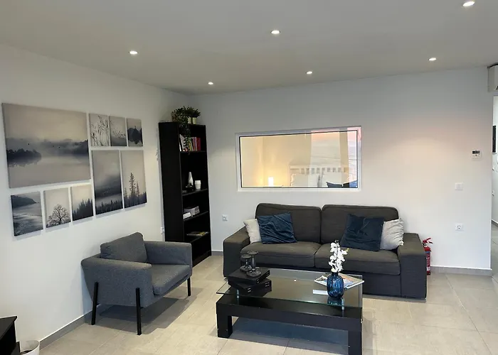 Melita Downtown Seaview Apartament